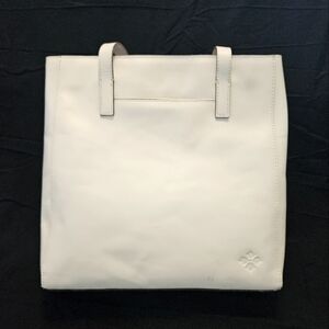 Patricia Nash White Handbag